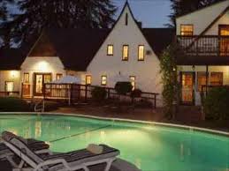 Most places accept cash and major credit cards. Candlelight Inn Napa Valley Napa Ca 2021 Updated Deals 180 Hd Photos Reviews