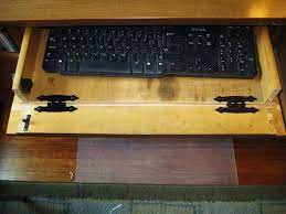 We had to install this new computer keyboard tray in our office because of a recent expansion and to clear up some space. 17 Homemade Keyboard Trays You Can Build Easily