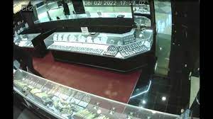 jewelry during mall robbery