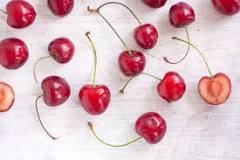 What happens if I accidentally swallow a cherry pit?