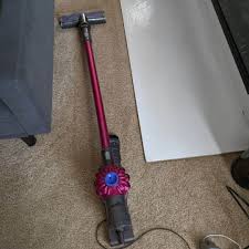 dyson v6 flashing a red light ultimate