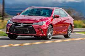 2017 toyota camry xse i 4 first test review
