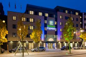 Holiday inn woodruff road in greenville sc at 25 old country rd. Holiday Inn Express Visit Limburg