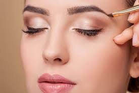 5 tips makeup membuat tilan mata