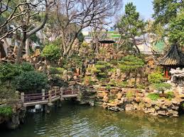 Der chenshan botanische garten shanghai repräsentiert nicht nur die ganze vielfalt der natur, sondern steht ebenso für wissenstransfer und zusammenarbeit in einer globalisierten welt. Yu Yuan Der Garten In Shanghai Colorfulcities De