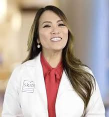 See more of dr sandra lee aka drpimplepopper on facebook. The Video Dr Pimple Popper Can T Bring Herself To Watch Nz Herald