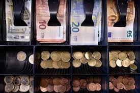 Weak euro could strengthen Israeli economy, experts say - The Jerusalem Post