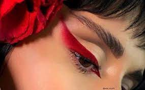 7 fascinating red eye makeup looks that