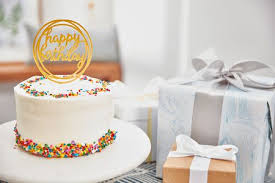 Explore sugardust cakes' photos on flickr. Birthday Party Ideas For Your Husband Or Wife