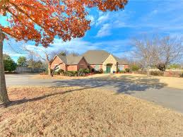 Maybe you would like to learn more about one of these? 1501 Sw 38th St Moore Ok 73160 936861 Mcgraw Realtors