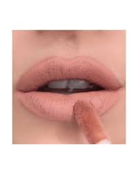 charm lips for women by makeup