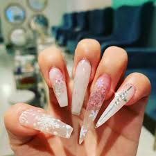 top 10 best chrome nails in toronto on