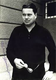 Classify German Dietrich Fischer-Dieskau and Hungarian Júlia Várady