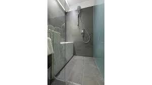 tips for curbless shower installation