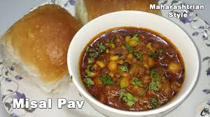 Misal pav is popular breakfast / brunch recipe from maharashtra, india. Misal Pav Recipe Delicious Sprouts Pulses Recipe Cooking King