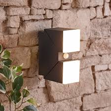down outdoor wall light