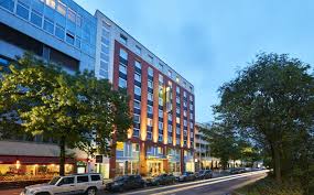 The hotel was very modern and remodeled. Holiday Inn Express Berlin City Centre West Hotel Berlin De