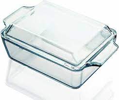 rectangular glass casserole dish with