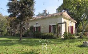 luxury homes in périgueux