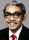 Cadangan pakatan harapan plus (ph plus) yang mempertaruhkan nama presiden parti warisan sabah (warisan) sebagai calon. Perdana Menteri Malaysia Wikipedia Bahasa Melayu Ensiklopedia Bebas