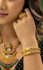 diamond and gold jewellery