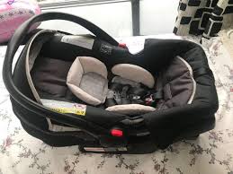 Graco Snugride 35 Infant Car Seat With