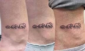 Be careful while applying this tattoo as basically the initial will say mother and daughter but in japanese, so take extra care while checking the spelling and meaning. 101 Cute Mother Daughter Tattoos Meaningful Tattoo Ideas 2021 Guide