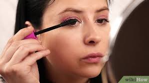 apply eye makeup for deep set eyes