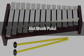 Tifa mirip dengan alat musik gendang yang dimainkan dengan cara dipukul. 6 Alat Musik Pukul Bernada Dan Tidak Bernada Lengkap Lezgetreal