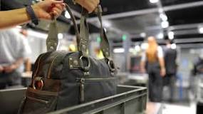Ist eine Handtasche ein Handgepäck?