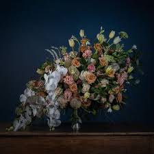 Order flowers as a gift for london. The Top Luxury Sustainable Florists In London