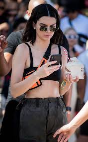 Latest photos, feuds, family life, modeling and life as a reality star. Why Kendall Jenner Is Not Proud Of Relationship With Social Media E Online Deutschland