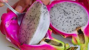 I had no idea how to cut and eat the dragon fruit. 4 Ways To Eat Dragon Fruit Wikihow