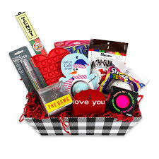 custom valentine s day gift baskets