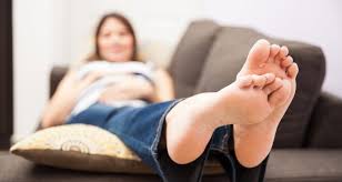 swollen feet after pregnancy