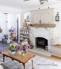 English Cottage Elements In Home Decor