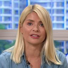 Holly willoughby was born on february 10, 1981 in brighton, east sussex, england as holly marie willoughby. Holly Willoughby Nails This Morning Outfit As Viewers Sent Into Frenzy Birmingham Live