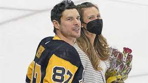 Who is Sidney Crosby wife? All you need ...