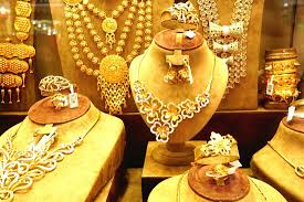 gold jewellery window dubai