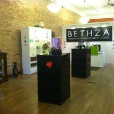 bethza professional makeup artist
