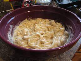 en alfredo with mushrooms and