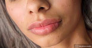 lip blush semi permanent makeup