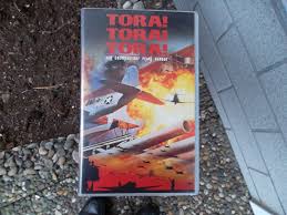 Movie reviews & metacritic score: Tora Tora Tora Der Uberfall Auf Pearl Harbor Richard Fleischer Film Antiquarisch Kaufen A02gsynj11zzs