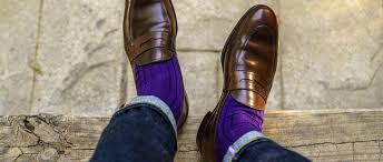 can-you-wear-long-socks-with-loafers