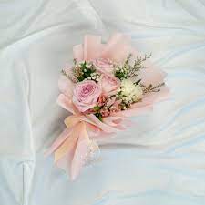 pretty in pink 3 pink rose bouquet