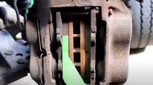 brake pad thickness and how to measure