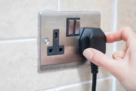 How To Wire A Plug Socket Safely In