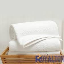 We are the leading manufacturer of bath towels. Designer White Bath Soft Towels Royalton Towel Industries The Leading Wholesale Bath Towels Manufacturers In Pakistan Makes Your Bathing Experience A Grand One With The Latest Collection Of Wholesale Bath Towels