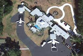We designed the house for. John Travolta S House Is A Functional Airport With 2 Runways For His Private Planes Architecture Design John Travolta House Celebrity Houses John Travolta