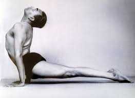 iyengar yoga leonor